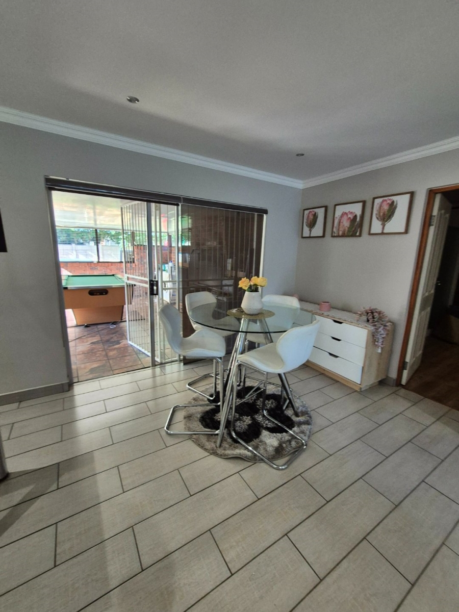 To Let 3 Bedroom Property for Rent in Pellissier Free State
